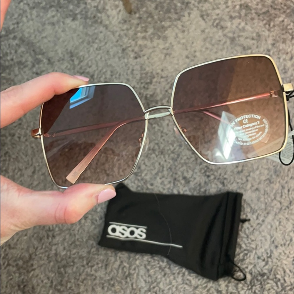 ASOS Square Frame Sunglasses - Picture 2 of 3